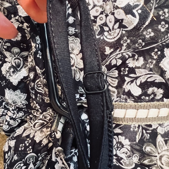 🔥2/$10 |•KNOX ROSE•| Floral Peasant Style Top Size XS - Picture 9 of 12